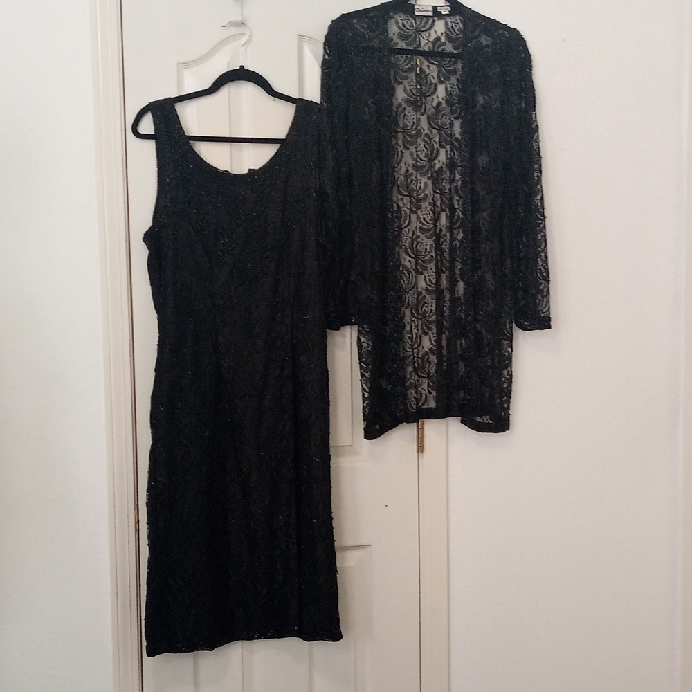 Beautiful black lace sequin 2 piece ensemble Med, NWOT